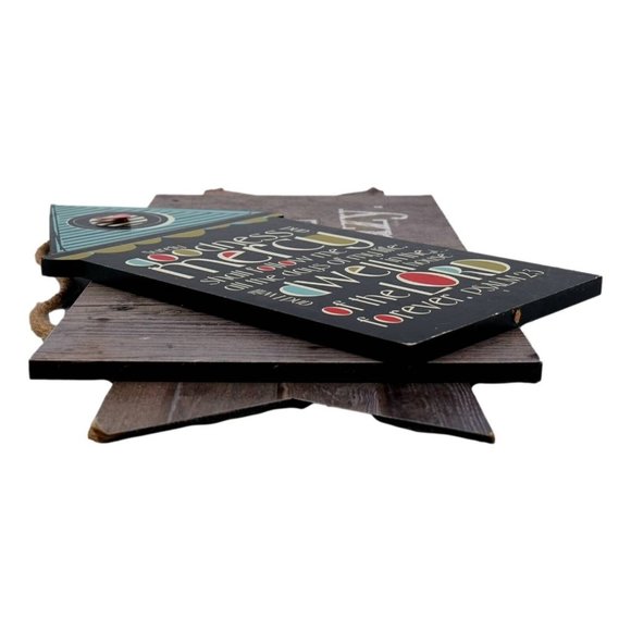 Hanging Wood Sign Lot Of 2 Love Like Crazy Psalm 23 Word Sayings Home Decor New - Picture 6 of 7